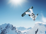 开云体育官网-塔图姆成为全场焦点，掘金压制篮网