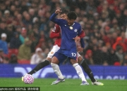 开云体育登录-法国后卫关键时刻抢点破门帮助球队获胜