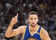 开云体育登录-关于国际篮球明星：库里展现出色表现的信息