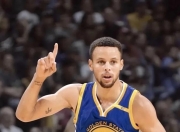 开云体育登录-关于国际篮球明星：库里展现出色表现的信息