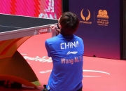 开云体育-激烈的赛场上球员们尽展所能的拼搏精神