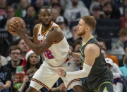 开云体育在线-关于勇士轻取对手，库里三分连线助球队胜出的信息