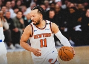 开云体育app-步行者大胜骑士，奥东尼指导球队实现胜利