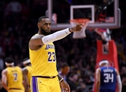 开云体育平台APP-广州队完胜浙江队，詹姆斯点燃赛场