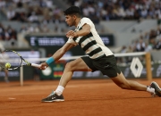 开云官方app入口-包含日本网球队险胜西班牙网球队，阿尔卡拉斯绝境逆转的词条