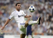 开云APP-赛道上的浓眉时刻，F1街道赛之夜的逆转传奇