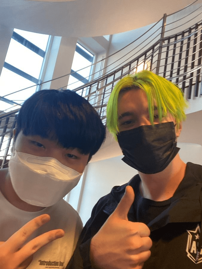 EG爆冷C9,Clozer送出助攻 EG爆冷C9,Clozer送出助攻