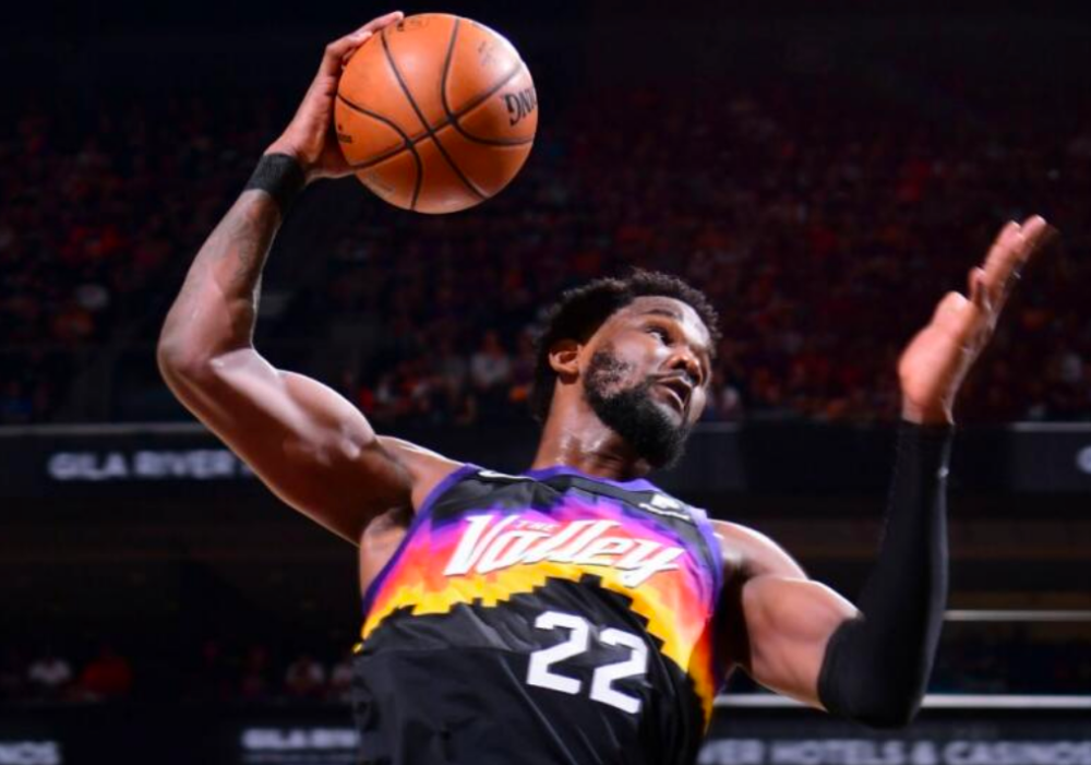 关于雄鹿横扫勇士,艾顿高光表现的信息 关于雄鹿横扫勇士,艾顿高光表现的信息