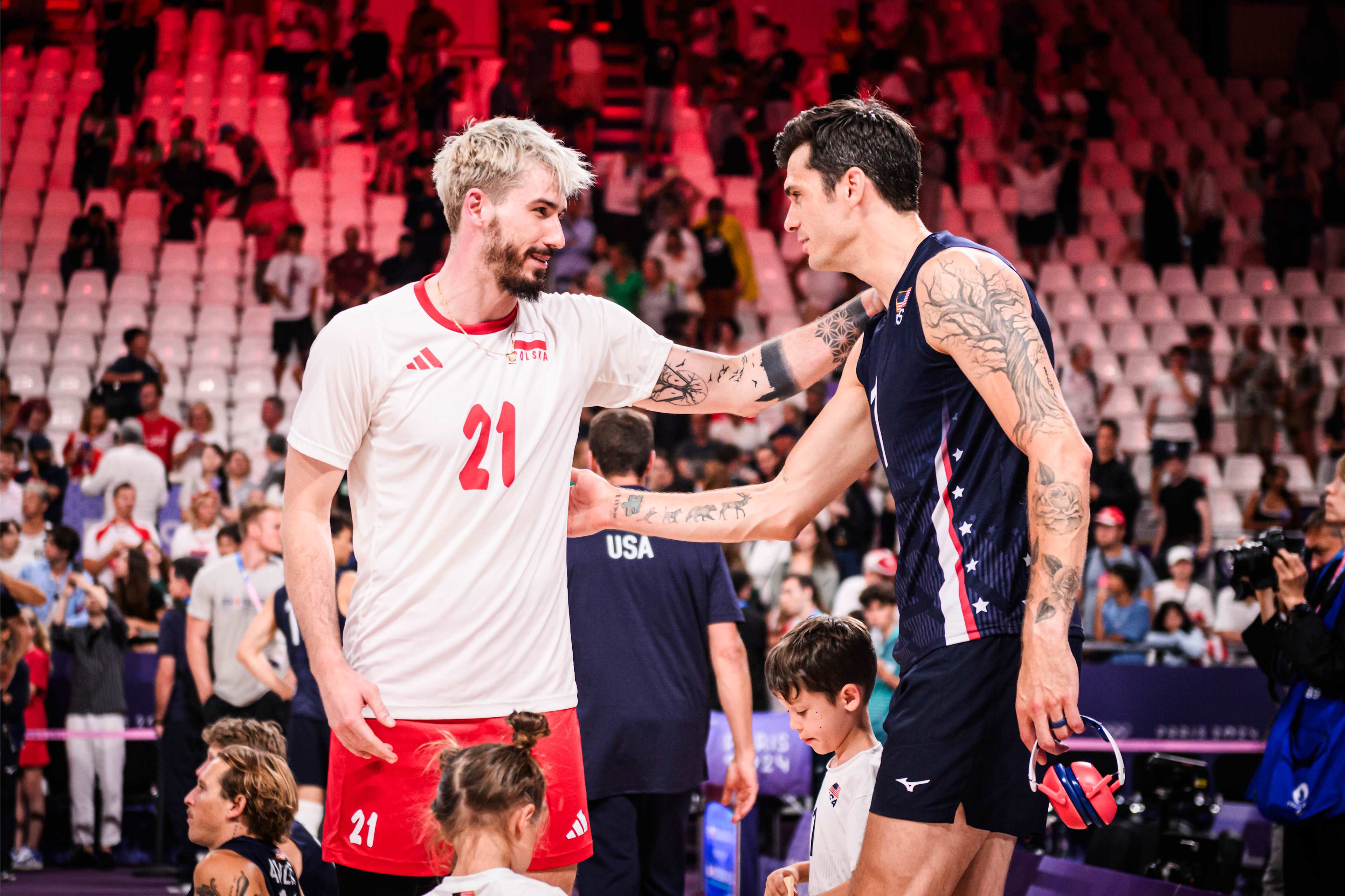 波尔多客场挑战洛里昂，决战激烈