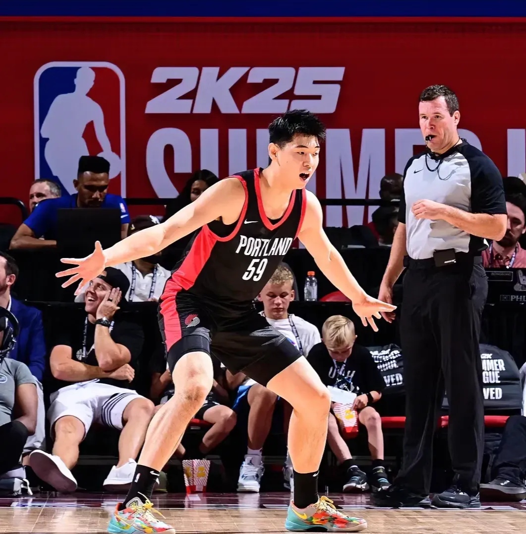 开拓者队后卫表现抢眼,带领球队击败对手赢得比赛的简单介绍 开拓者队后卫表现抢眼,带领球队击败对手赢得比赛的简单介绍