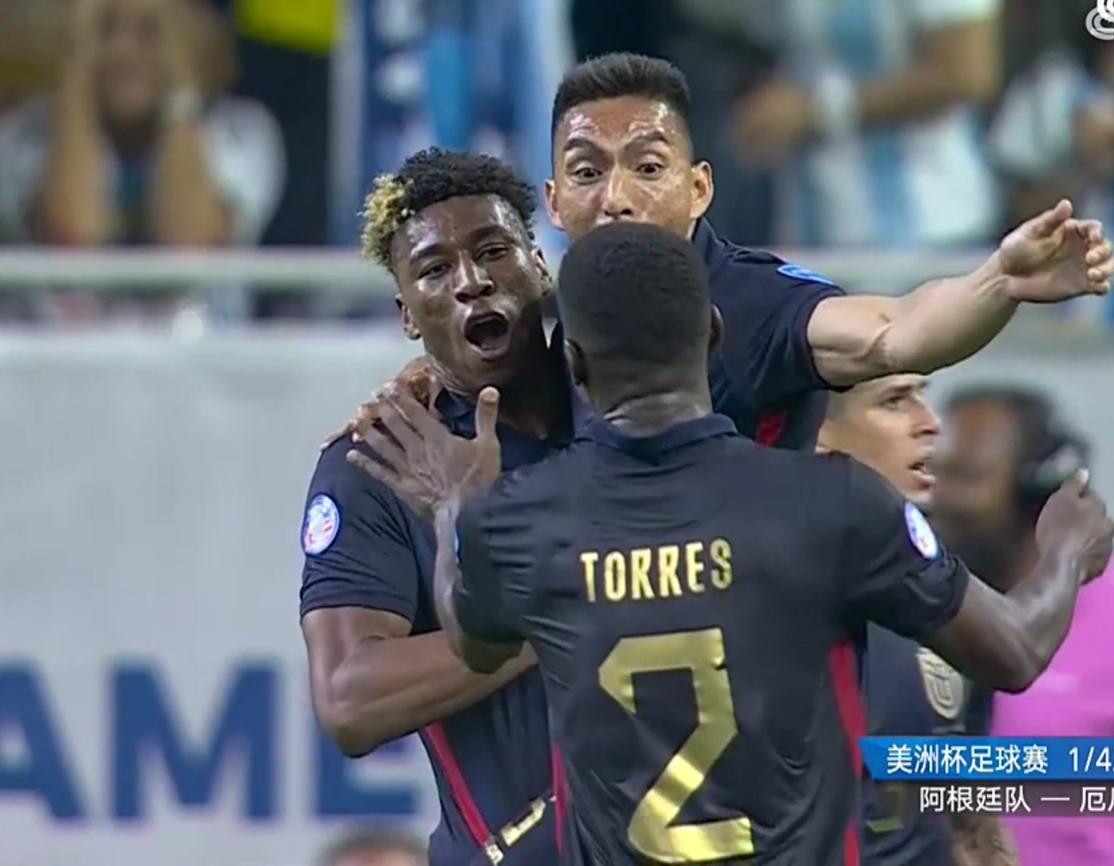 南美洲足球精彩赛事收官，秘鲁委内瑞拉决战厮杀的简单介绍