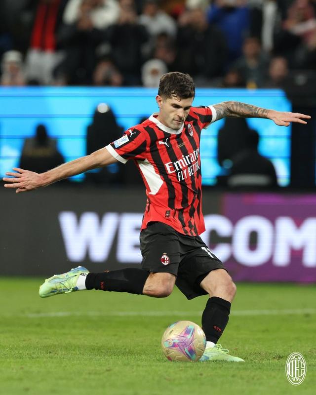 米兰德比热门球星受伤，球迷担心赛季前景的简单介绍