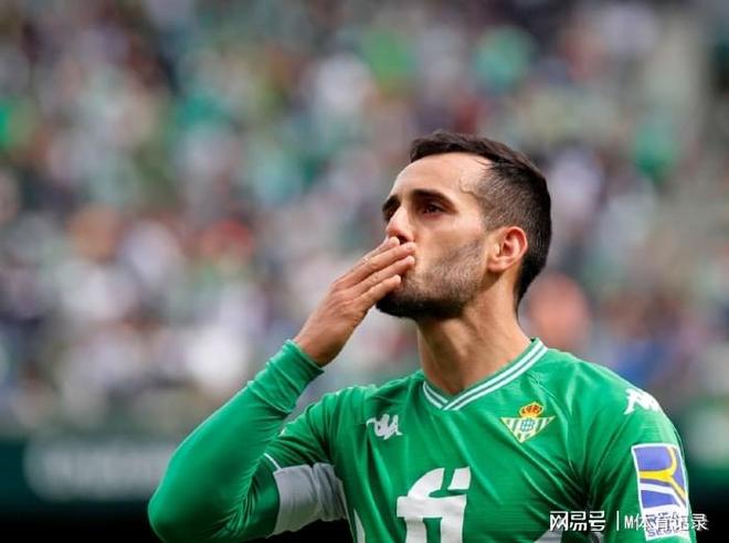 包含摩纳哥客场失利，主教练措手不及积极调整的词条