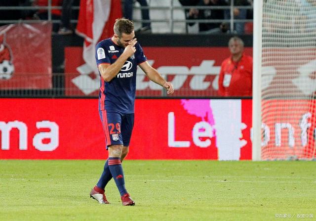 尼姆主场不敌第戎，遭遇两连败