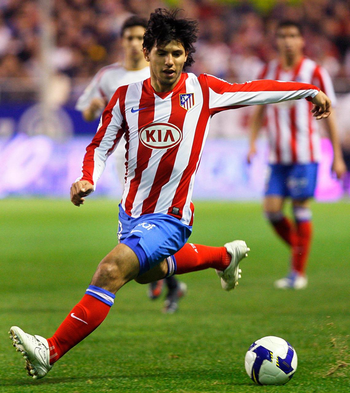 关于乌拉圭险胜马德里竞技，阿圭罗惊艳四座的信息