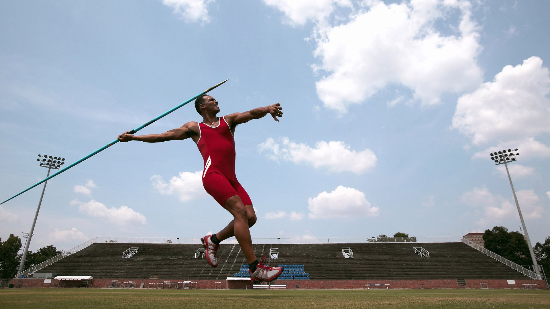 欧冠淘汰赛之夜,奥斯梅恩连续得分拉开差距